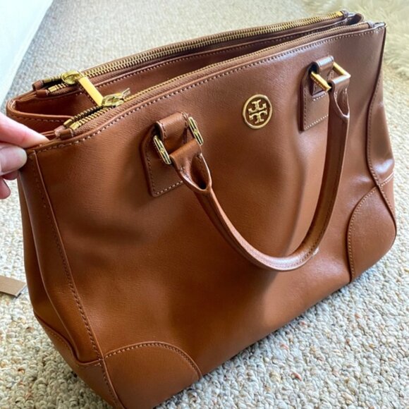 Tory Burch Double Robinson Tote - Picture 2 of 9